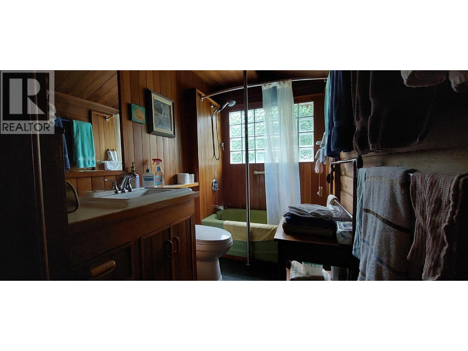 1156 MACK ROAD, Bella Coola