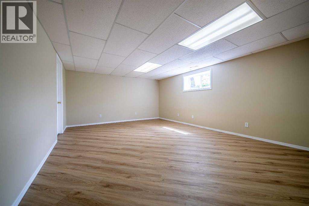 12, 712074 Range Rd 55 - 14