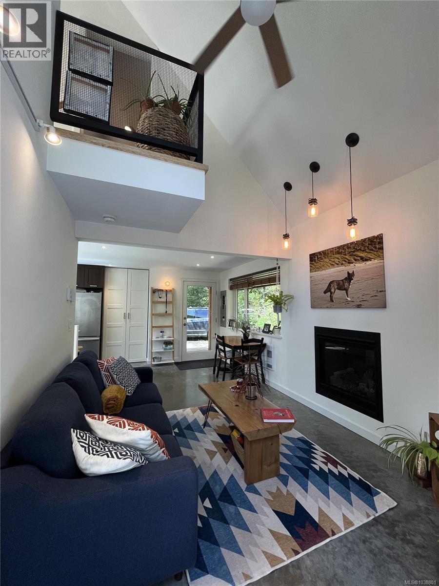 1156 Pacific Rim Hwy - 30