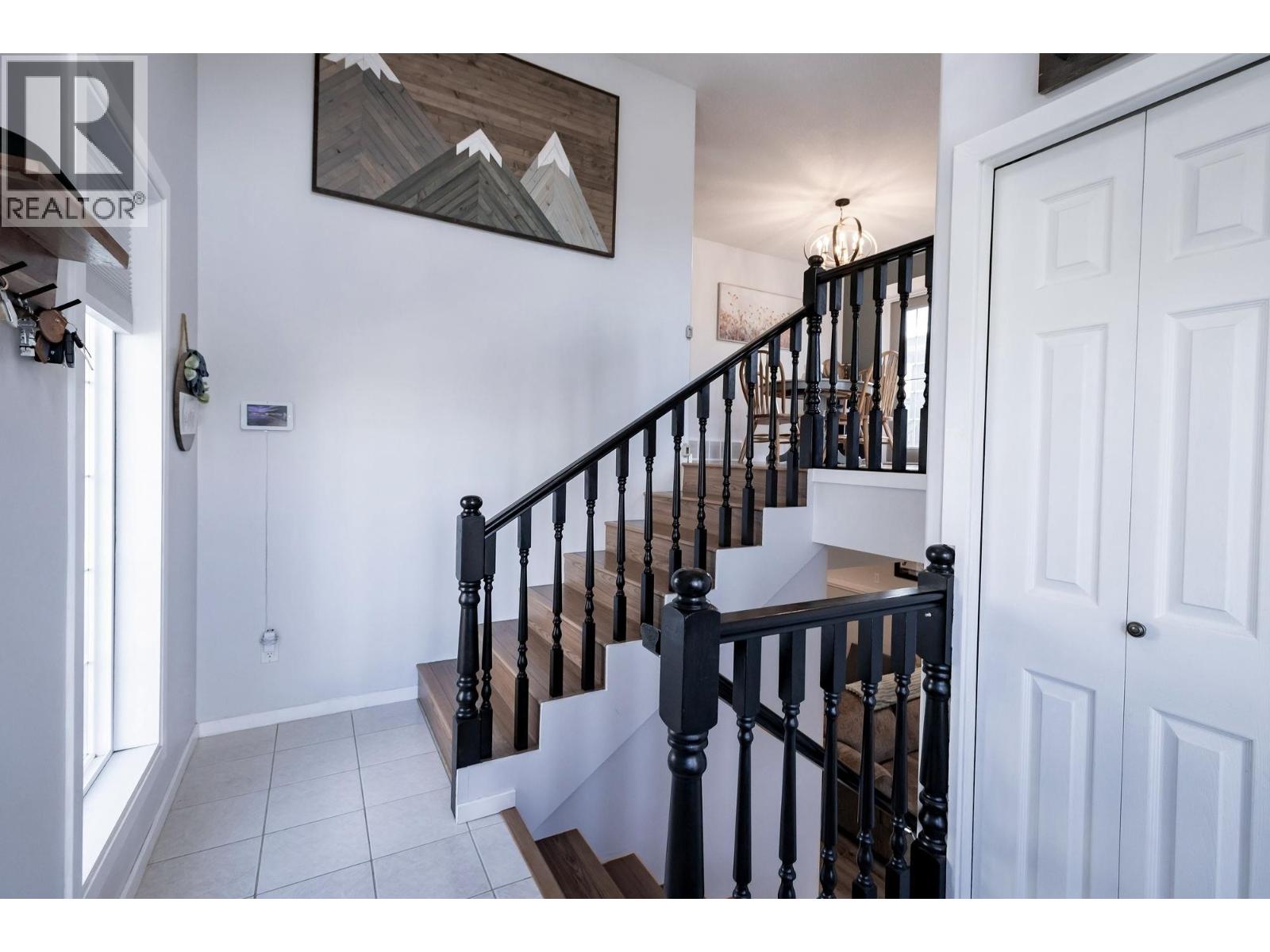 8227 86 AVENUE - 18