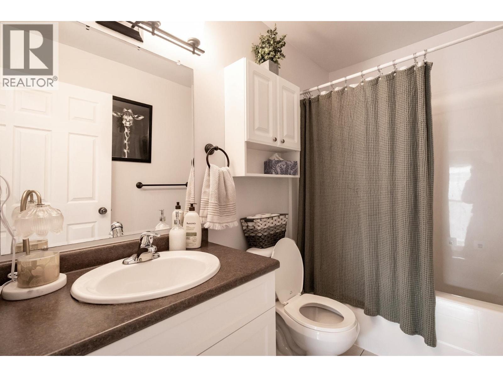8227 86 AVENUE - 20