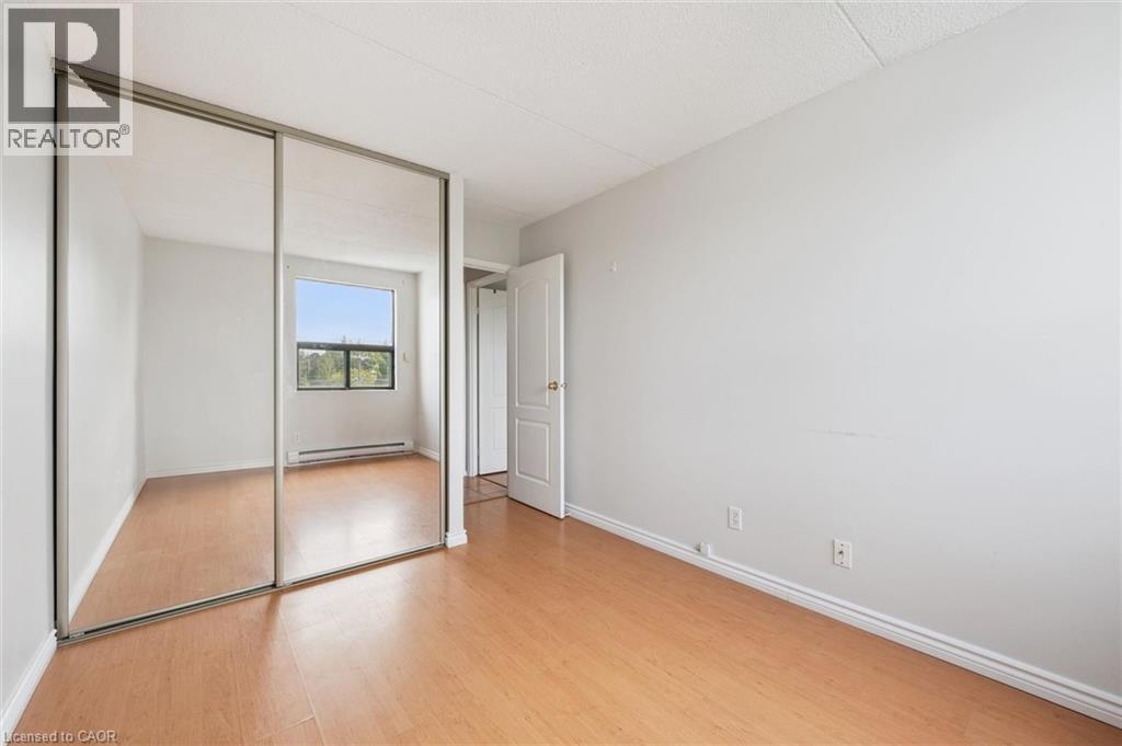#404 65 SILVERCREEK Parkway N - 21