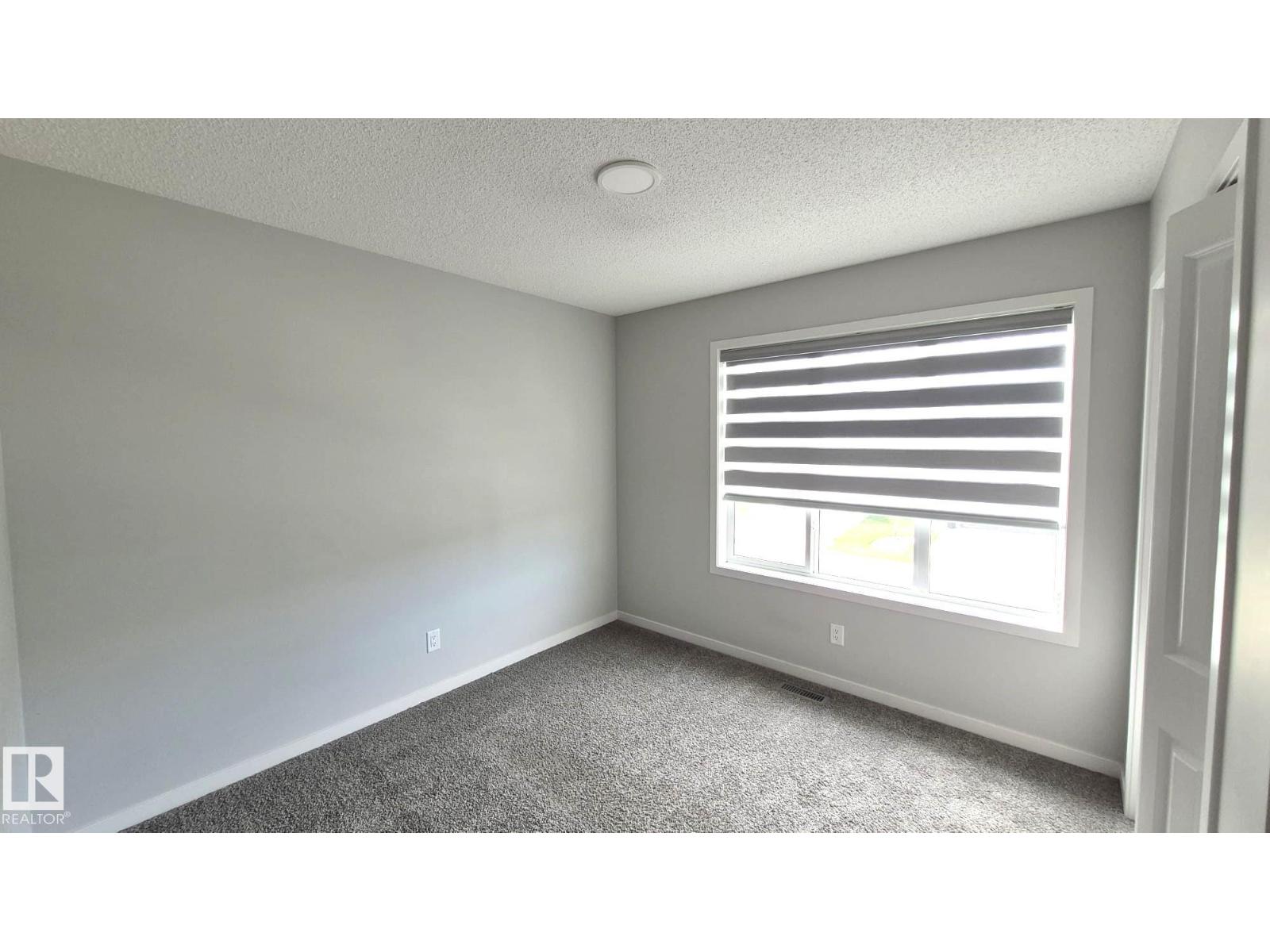 5120 23 AV SW - 27