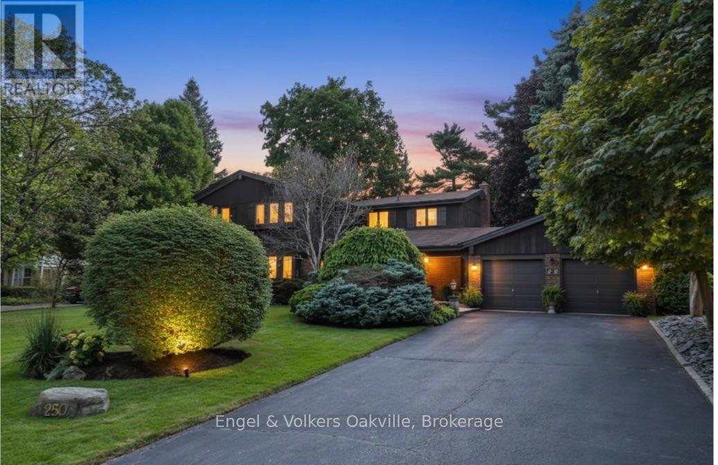 250 GATESTONE AVENUE - 1