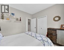 3925 Gallaghers Circle, Kelowna, BC V1W3Z9 Photo 21