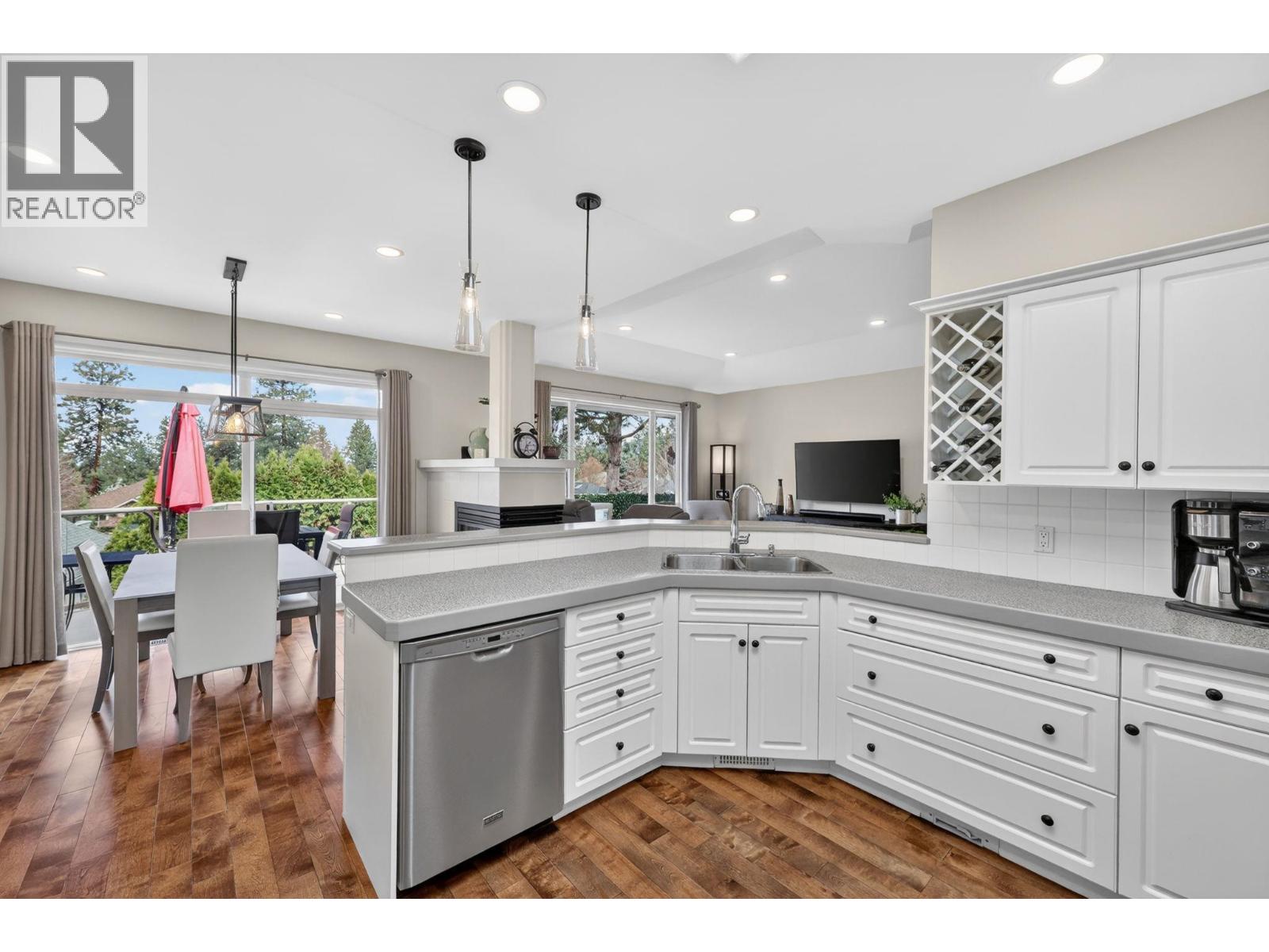 3925 Gallaghers Circle - 16