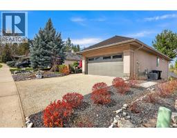 3925 Gallaghers Circle, Kelowna, BC V1W3Z9 Photo 53