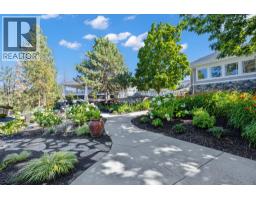 3925 Gallaghers Circle, Kelowna, BC V1W3Z9 Photo 70