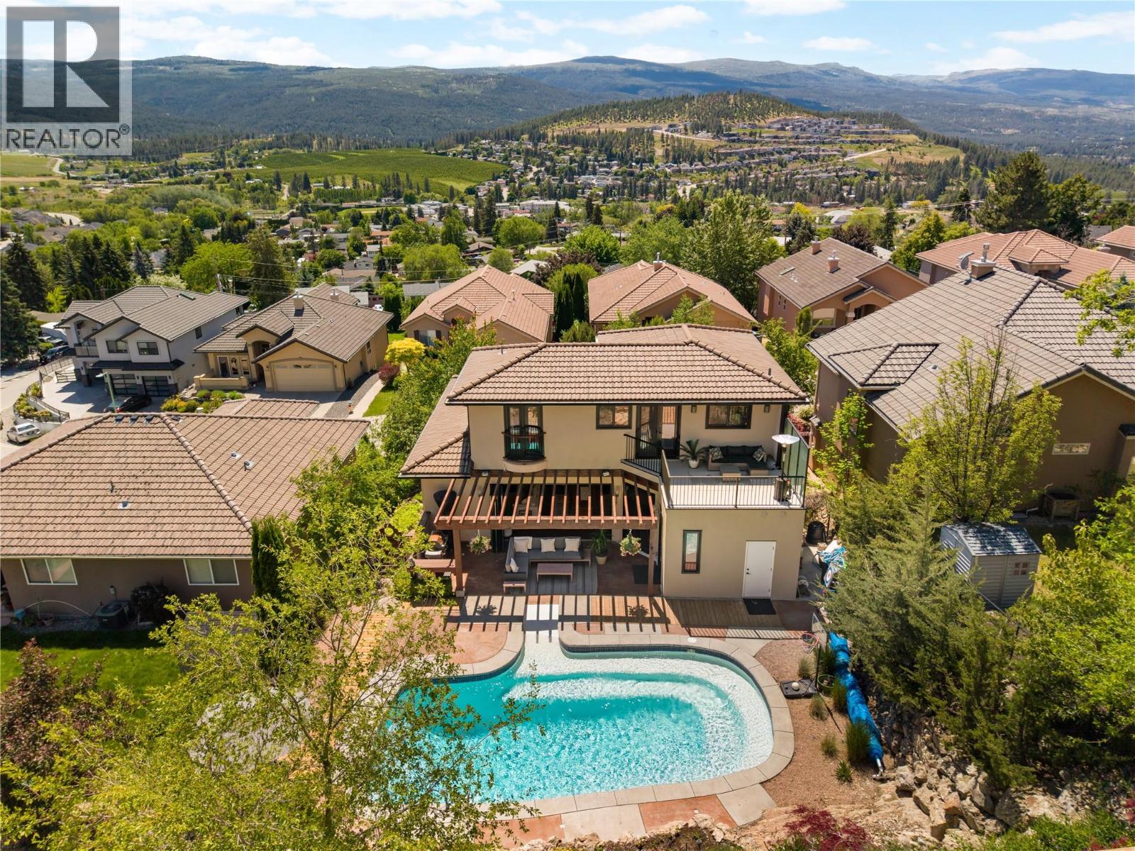 1107 Henderson Drive - 52