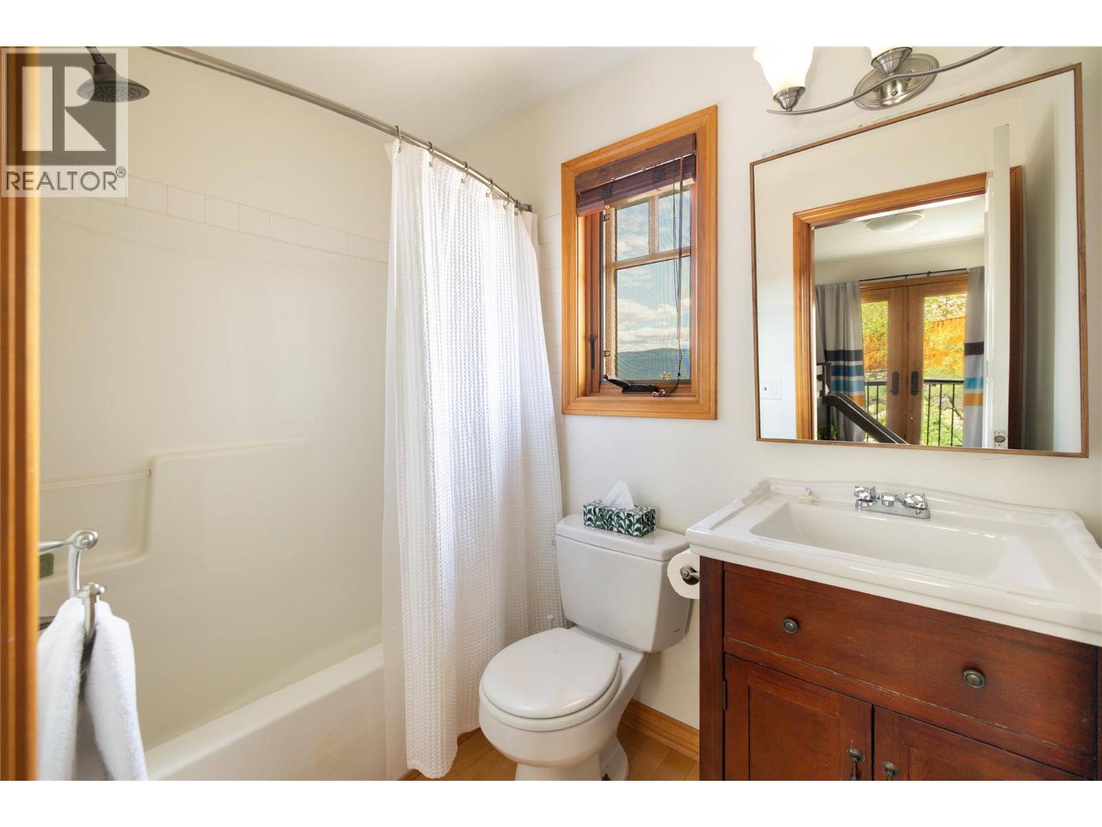 1107 Henderson Drive - 34