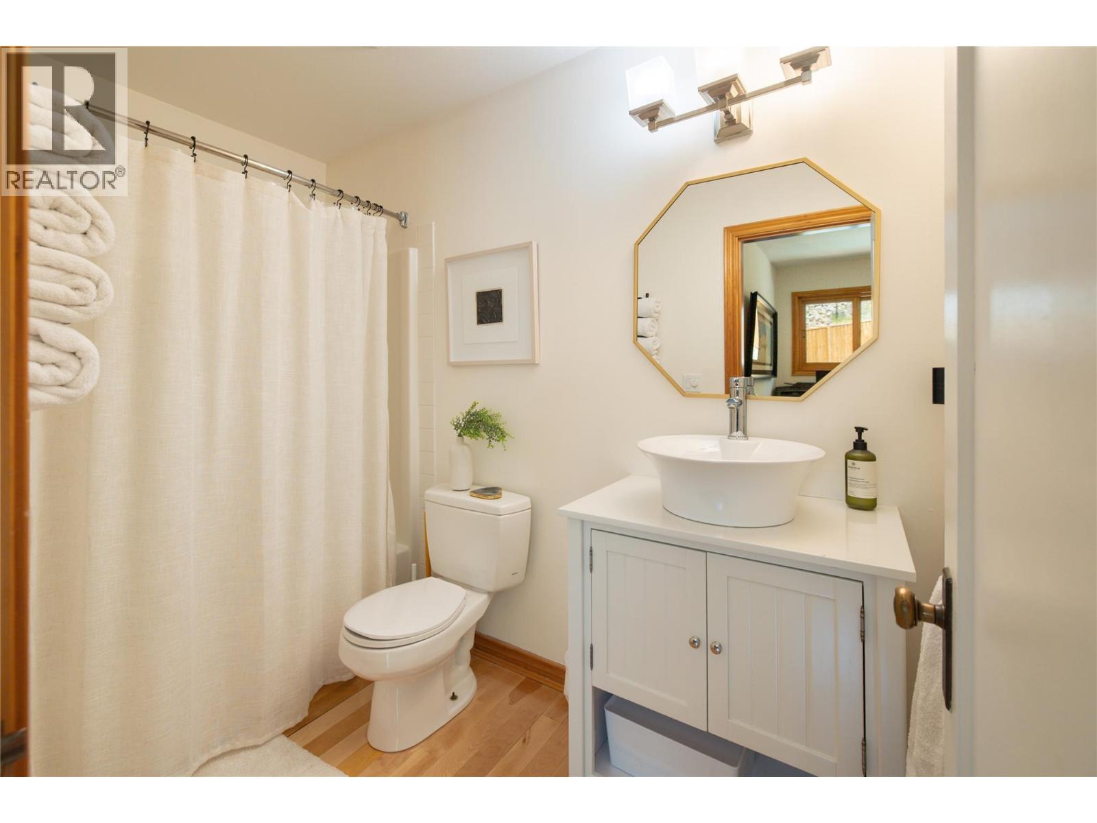 1107 Henderson Drive - 38