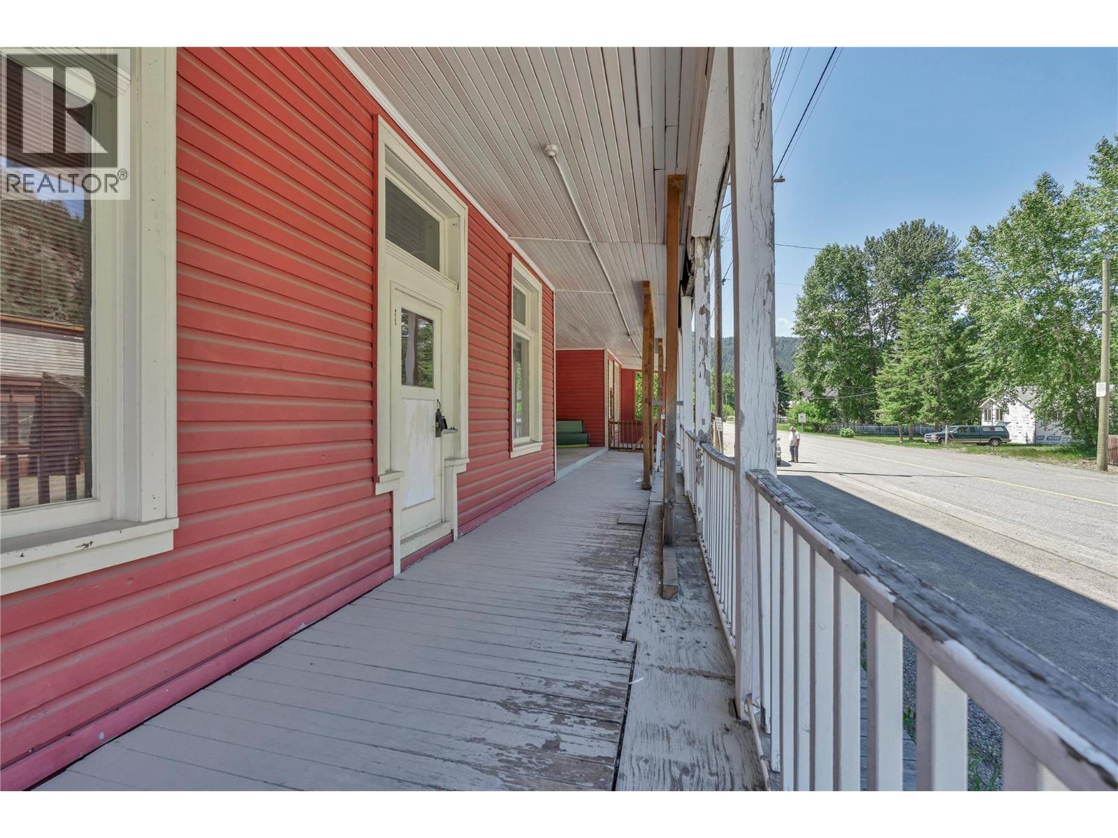1853 Main Street, Coalmont-Tulameen — photo 46