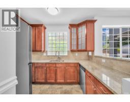 110 125 W 18th Street, North Vancouver, BC V7M1W5 Photo 10