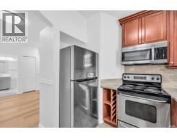 110 125 W 18th Street, North Vancouver, BC V7M1W5 Photo 11