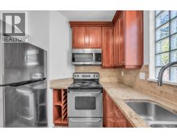 110 125 W 18th Street, North Vancouver, BC V7M1W5 Photo 14
