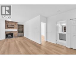110 125 W 18th Street, North Vancouver, BC V7M1W5 Photo 8