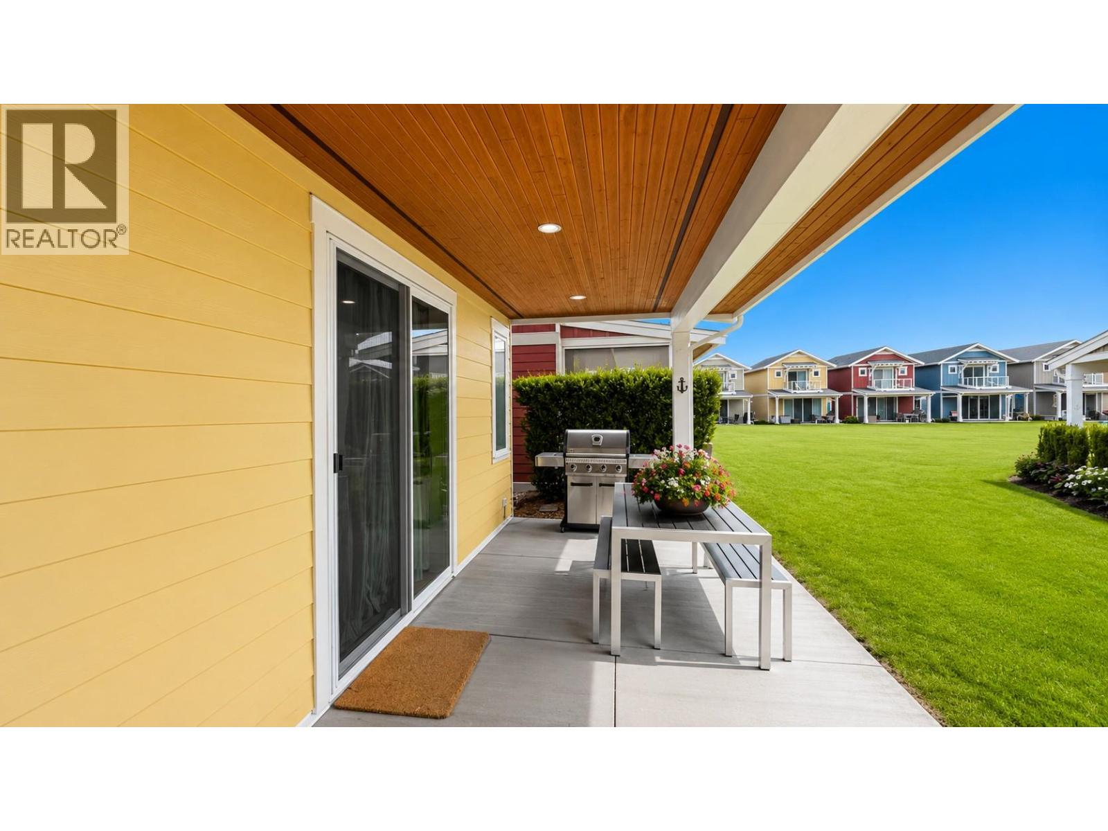 #19 3750 West Bay Road - 26