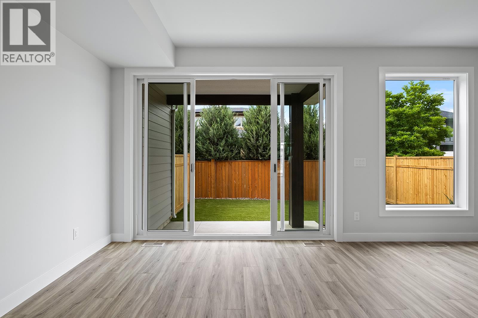 1715 Treffry Place Unit# 102, Summerland