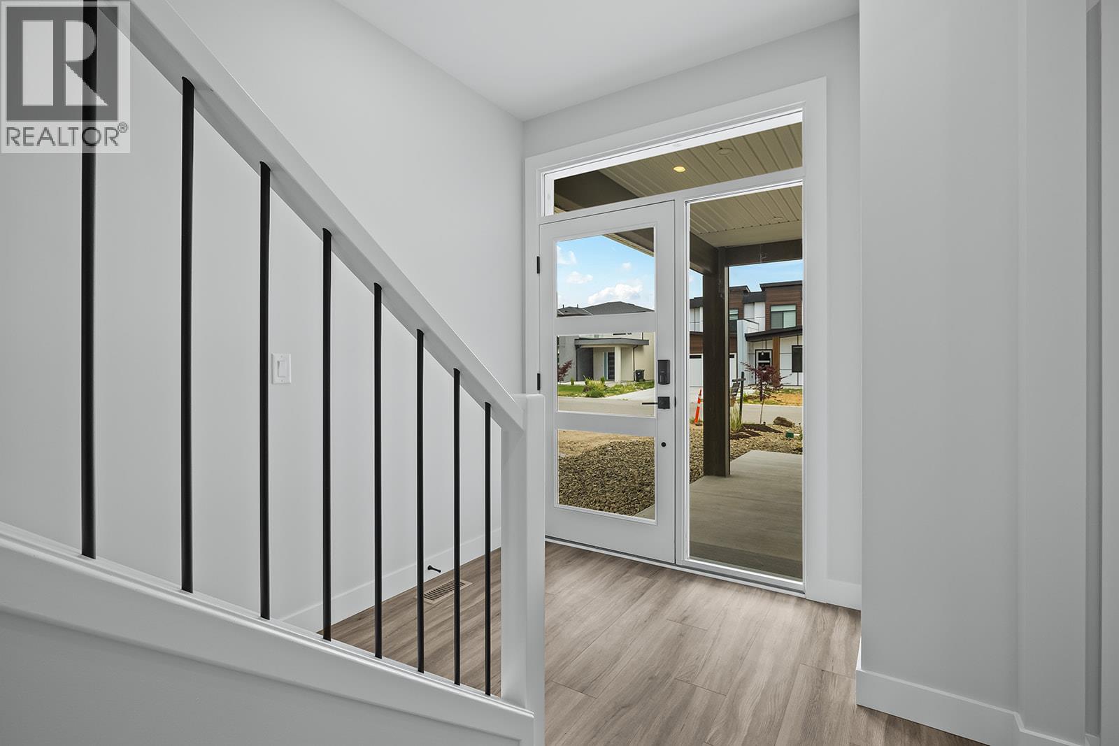 1715 Treffry Place Unit# 102, Summerland