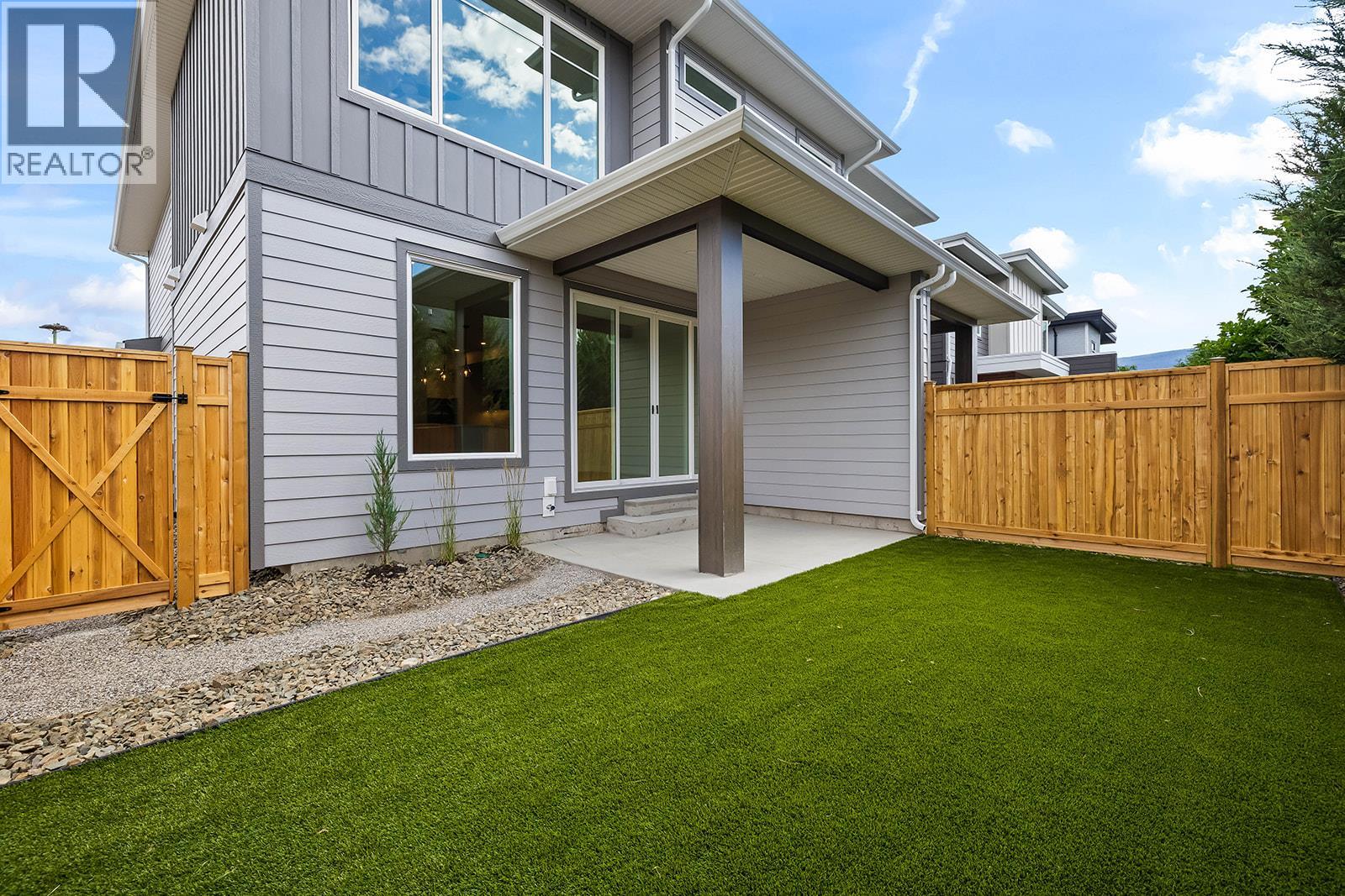 1715 Treffry Place Unit# 102, Summerland