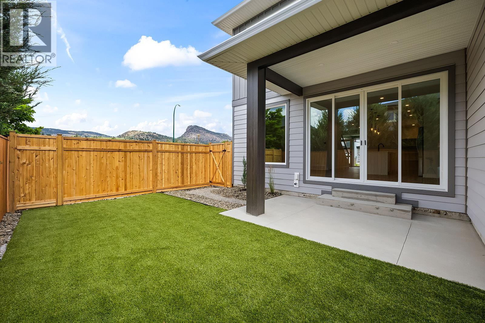 1715 Treffry Place Unit# 102, Summerland