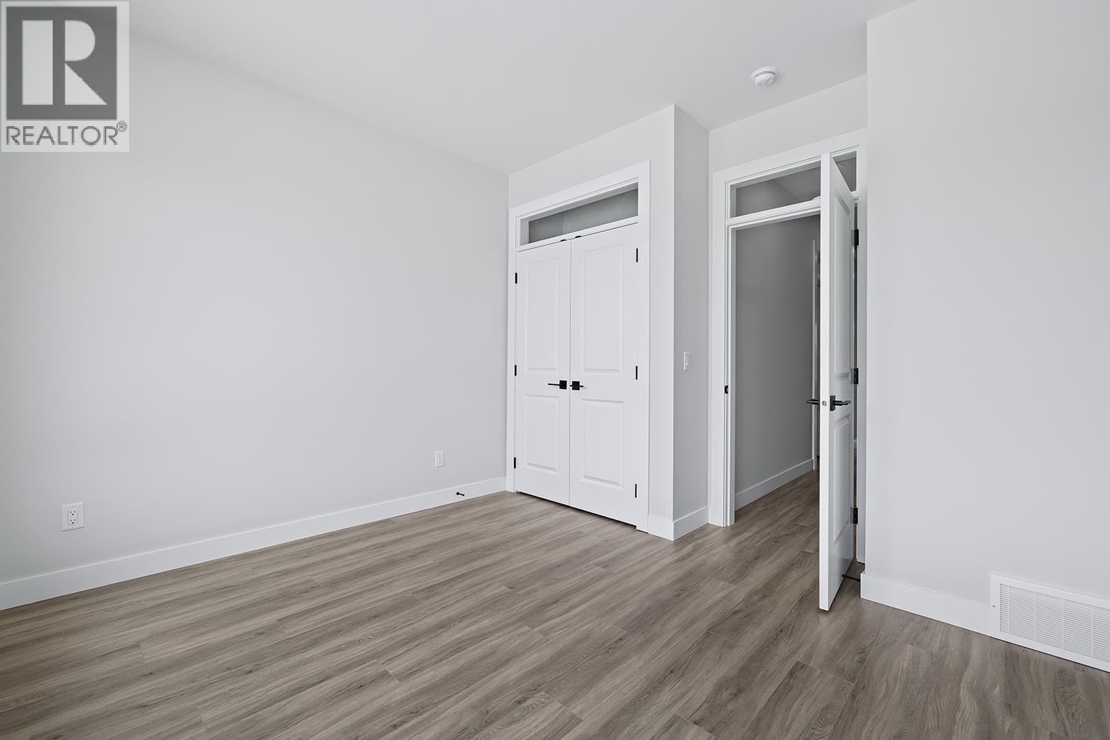 1715 Treffry Place Unit# 102, Summerland