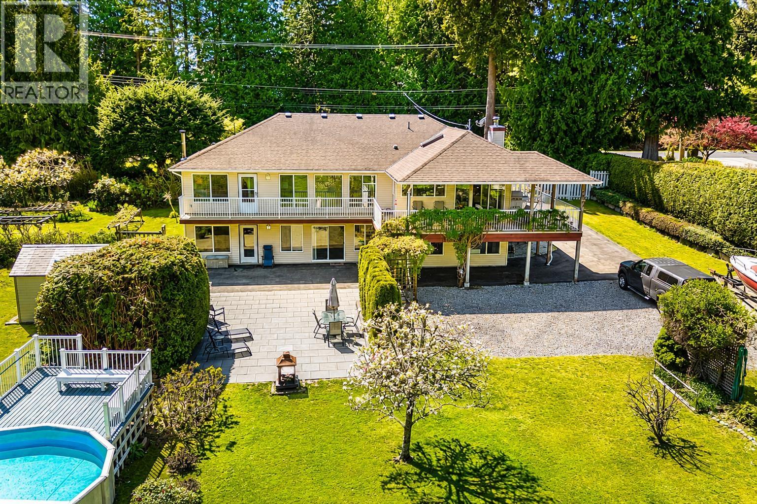 7904 REDROOFFS ROAD, Halfmoon Bay