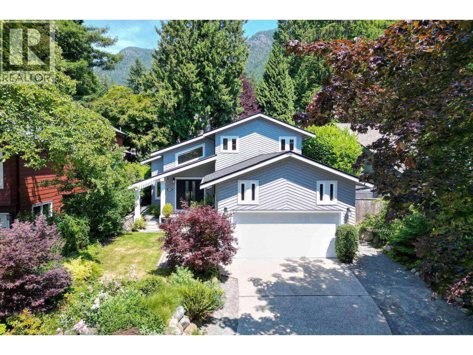 5544 WOODCHUCK PLACE, North Vancouver
