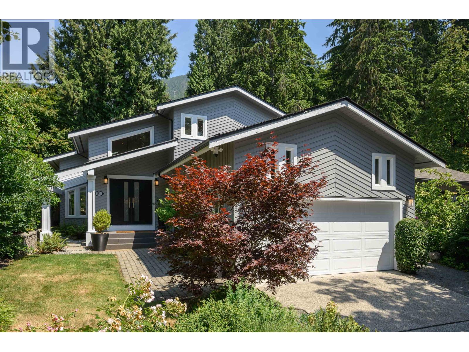5544 WOODCHUCK PLACE, North Vancouver