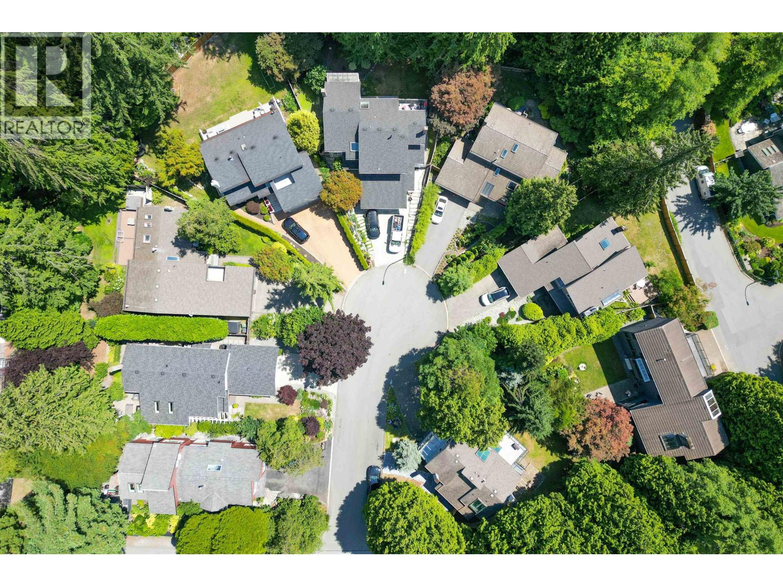 5544 WOODCHUCK PLACE, North Vancouver