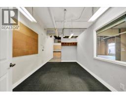 1357 Main Street, North Vancouver, BC V7J1C4 Photo 9