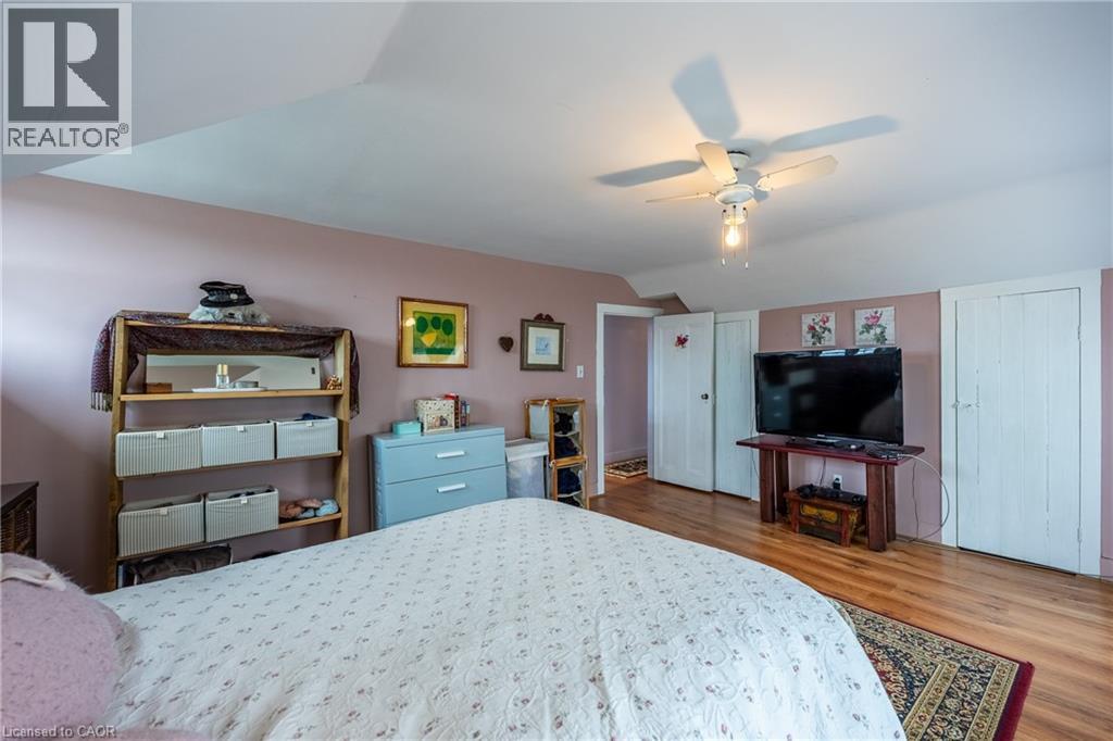 2 MILNE Street - 23