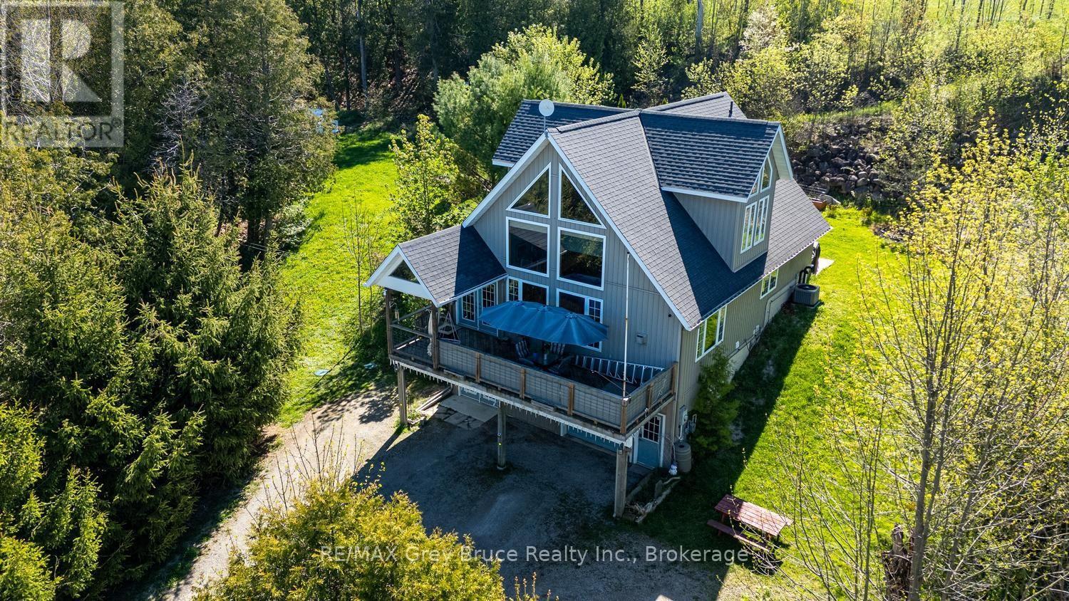 501192 GREY 1 ROAD - 1