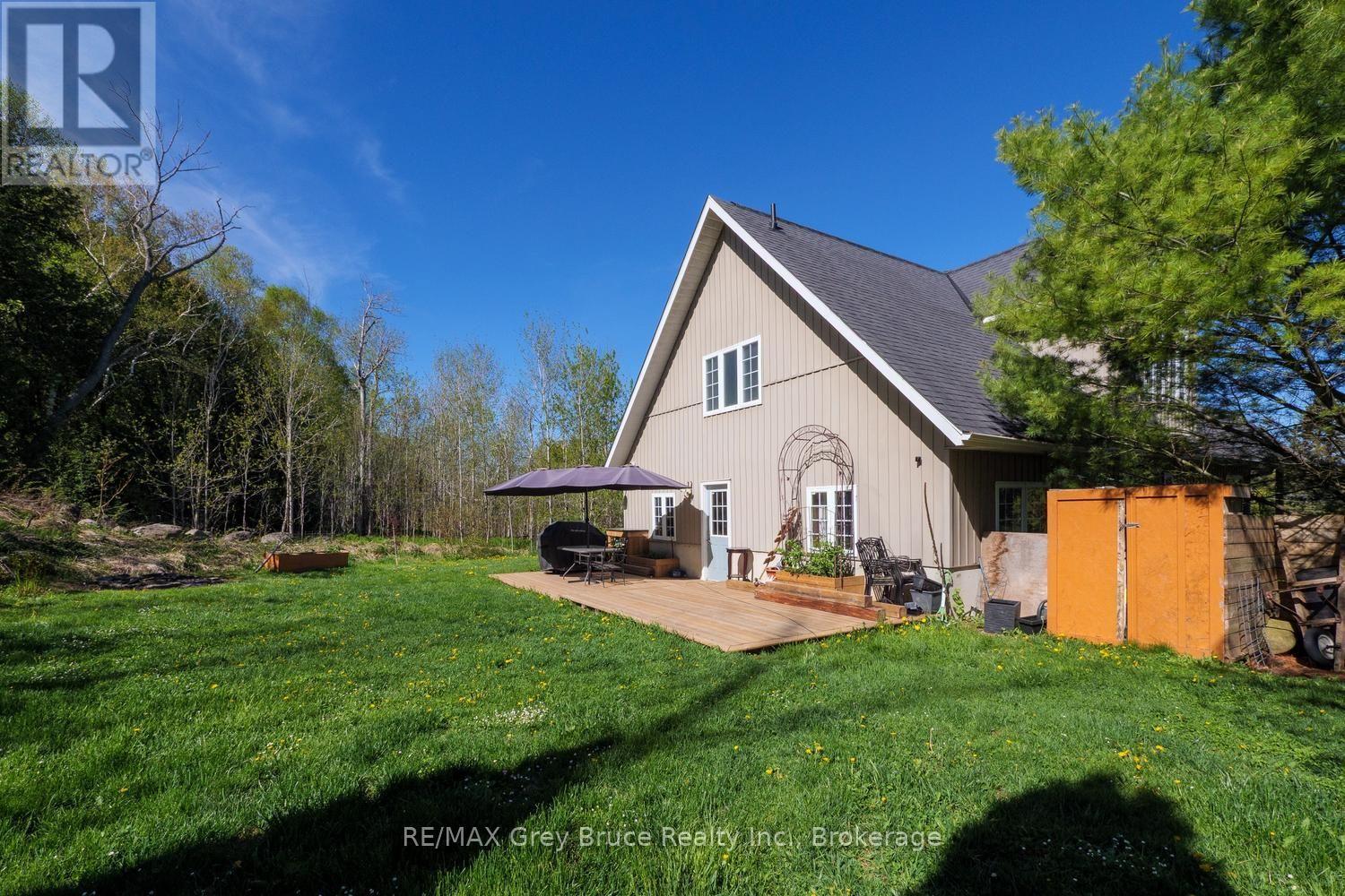 501192 GREY 1 ROAD - 37