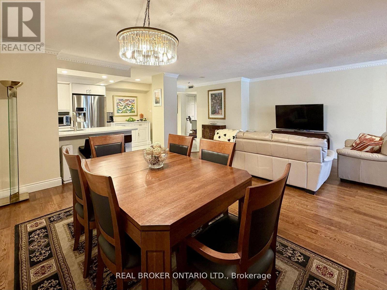 #602 130 CARLTON STREET - Image 11