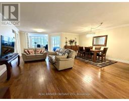 Bathroom - 602 - 130 Carlton Street, Toronto, ON M5A4K3 Photo 6