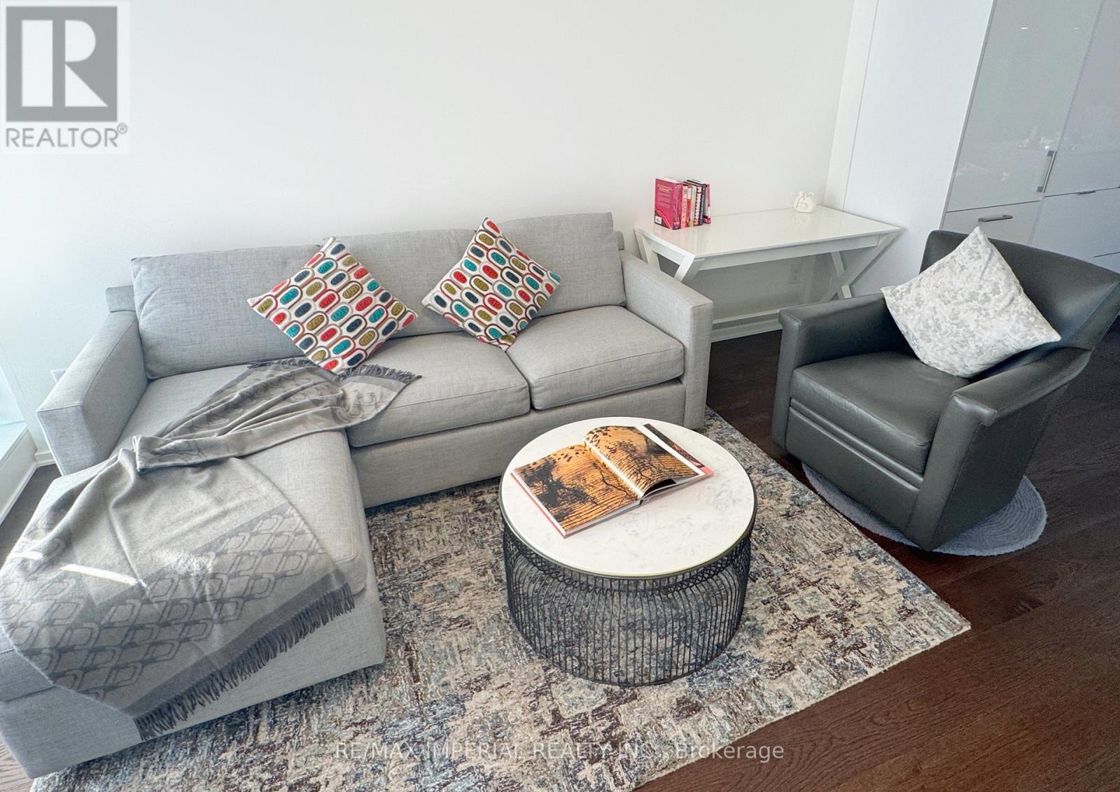 #6407 1 BLOOR STREET E - 14