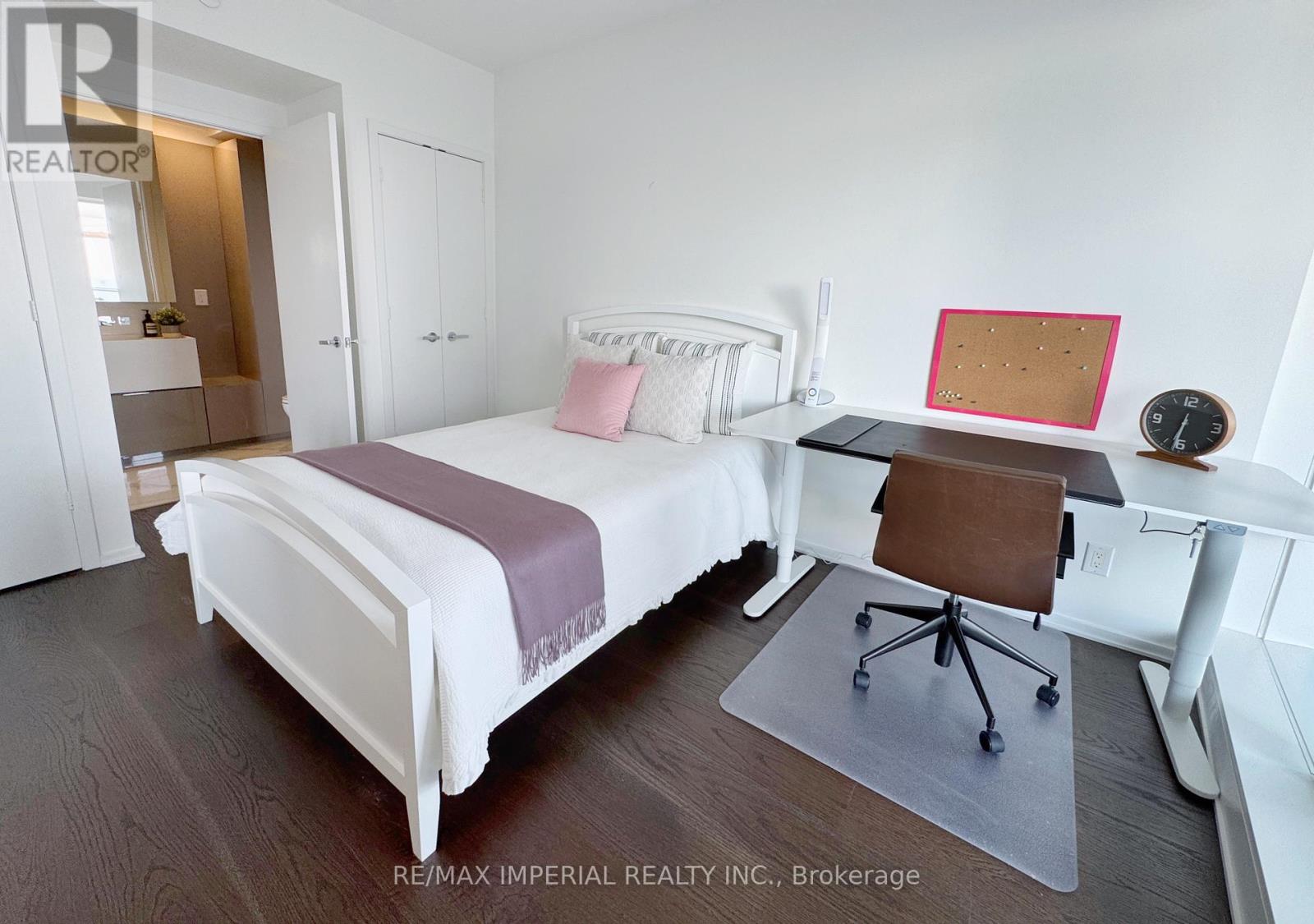 #6407 1 BLOOR STREET E - 19