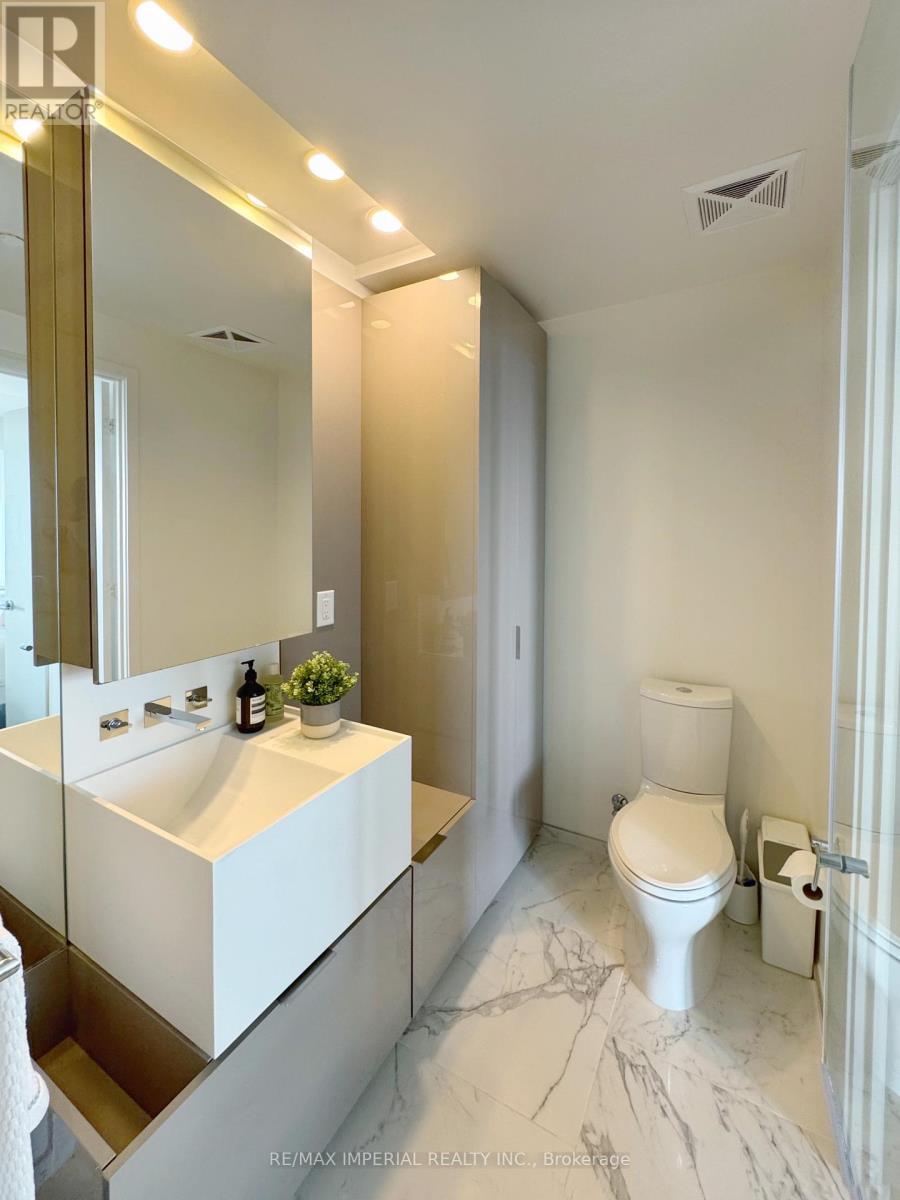 #6407 1 BLOOR STREET E - 22