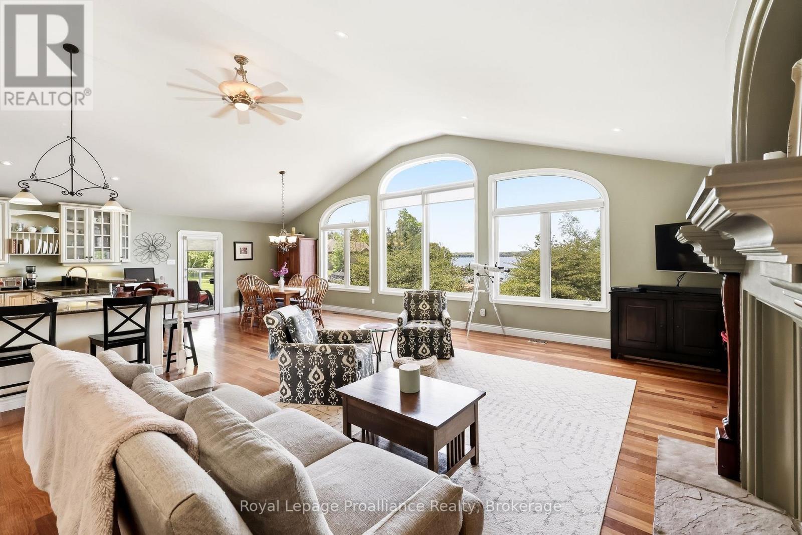 1674 MORRIS AVENUE - Image 10
