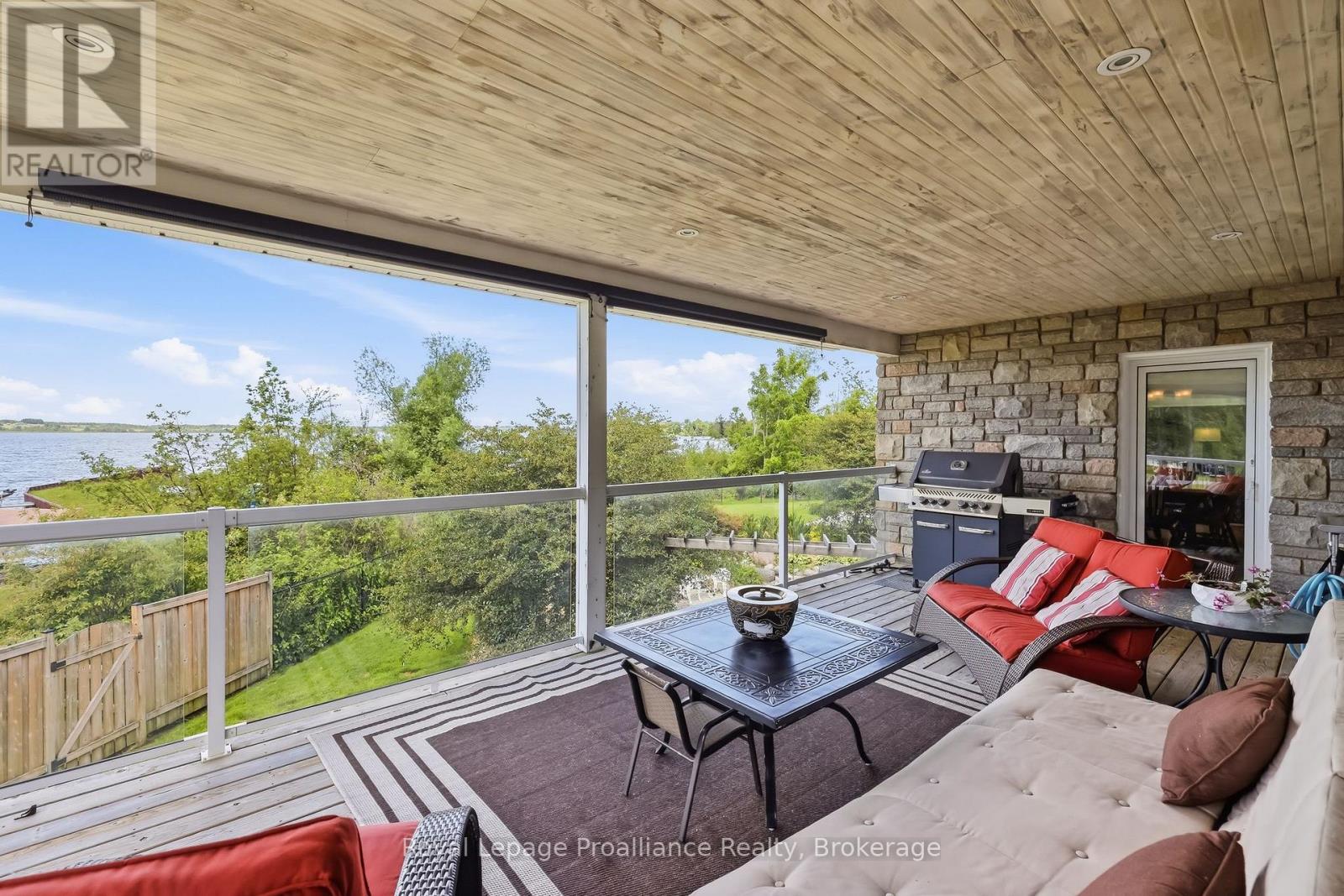 1674 MORRIS AVENUE - Image 17