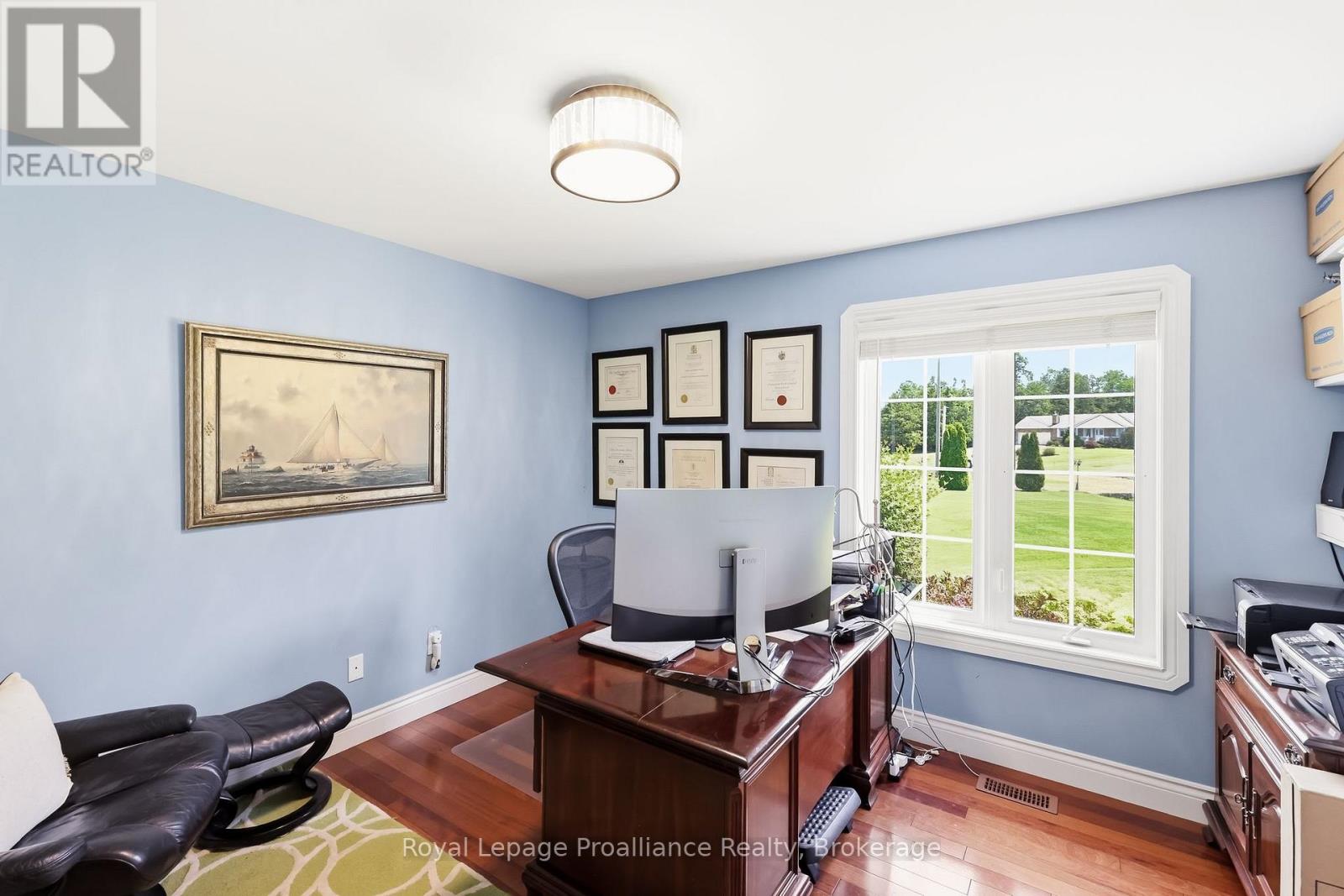 1674 MORRIS AVENUE - Image 27