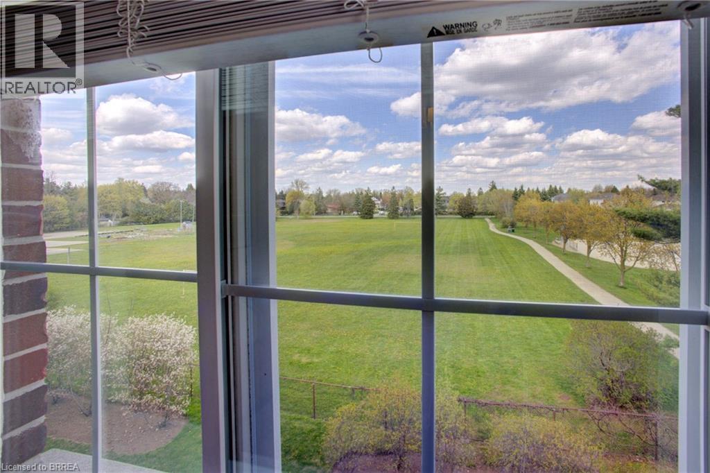 #316 1440 GORDON Street - 23