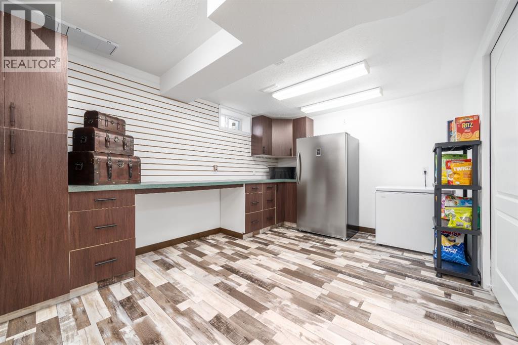 1630 31 Street SE - Image 26
