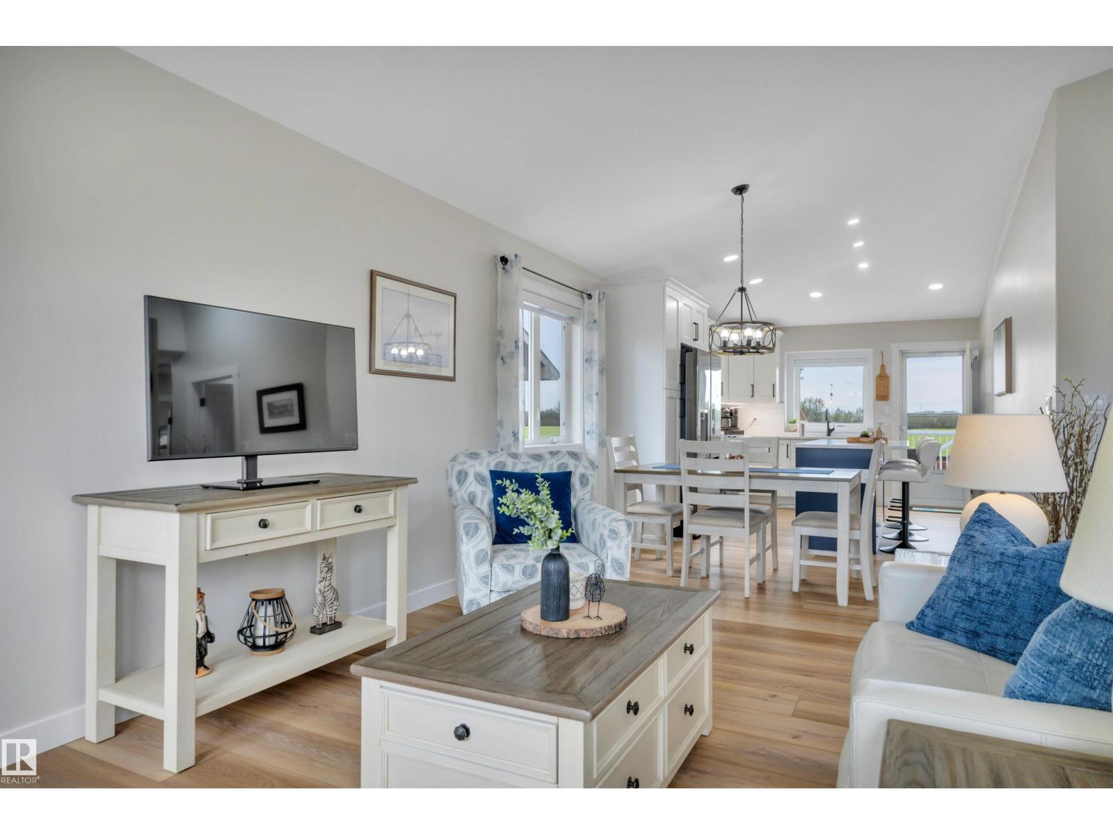 9 Westview DR - 11