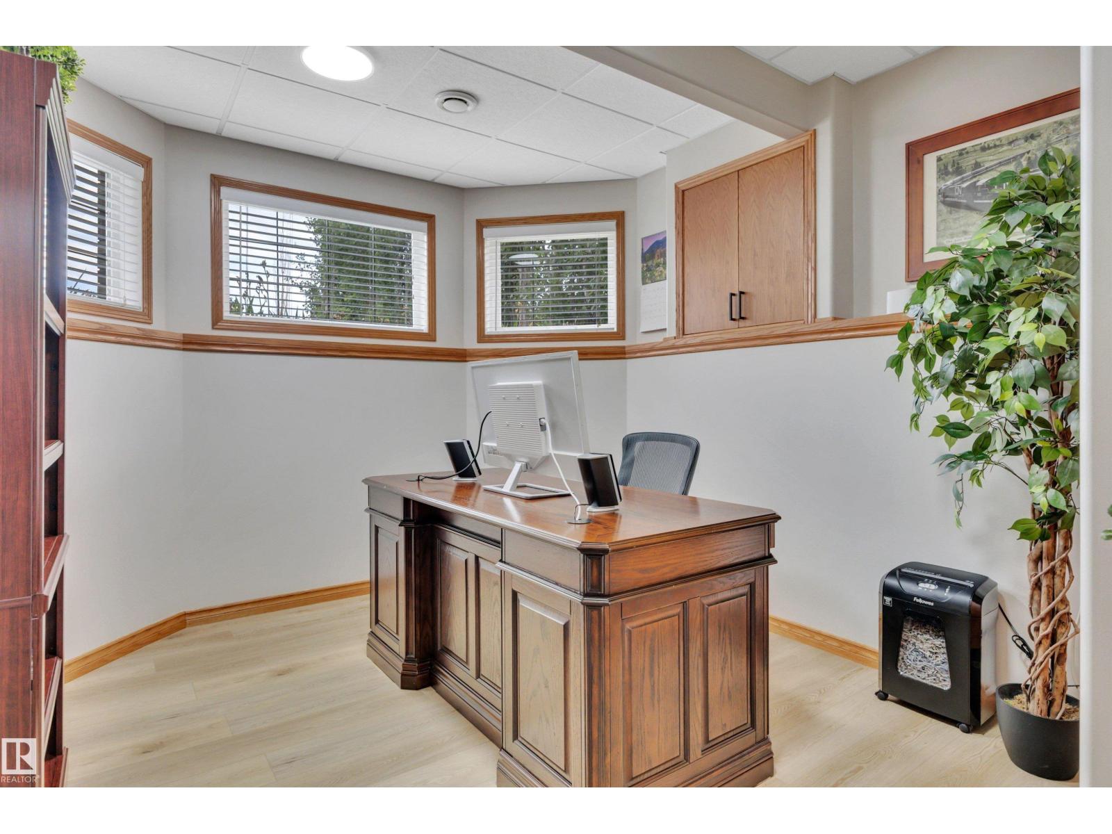 9 Westview DR - 35