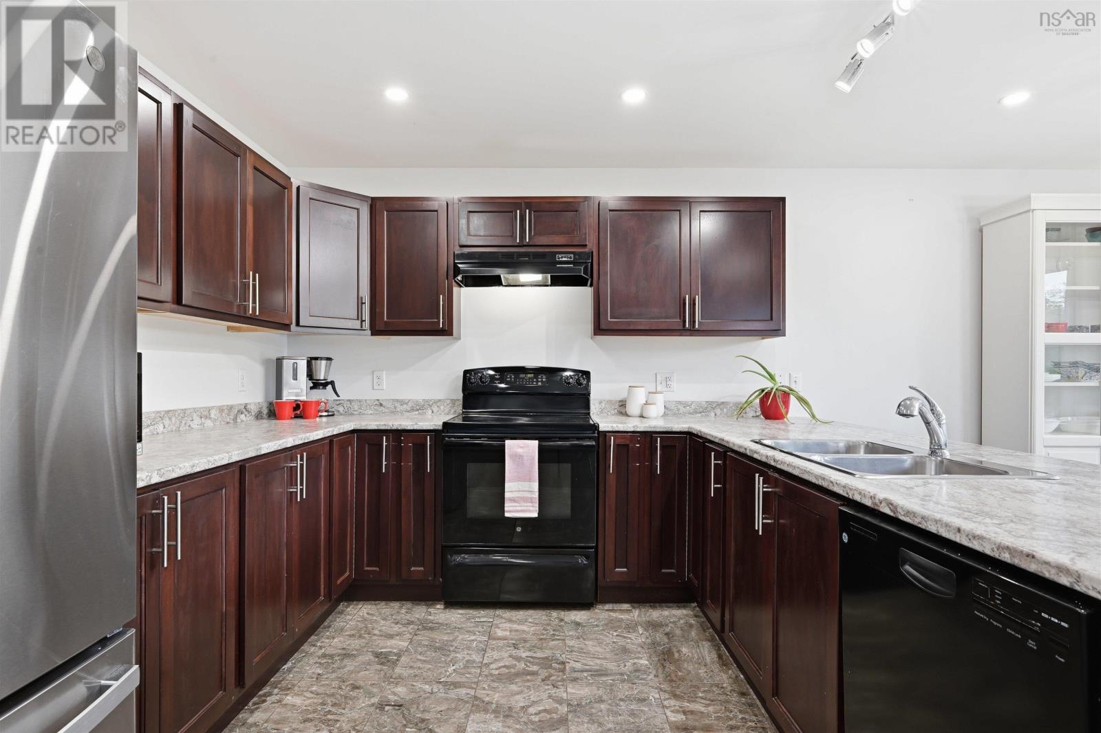 114 Alabaster Way - 9
