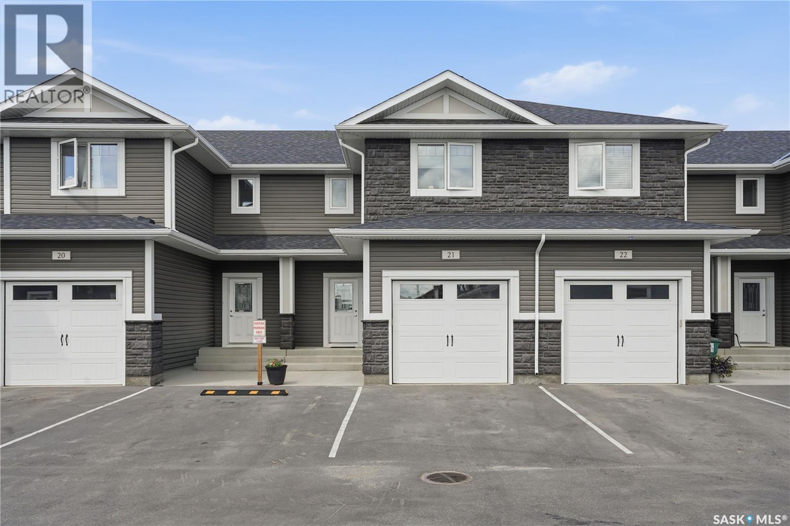 #21 115 Veltkamp CRESCENT - 1