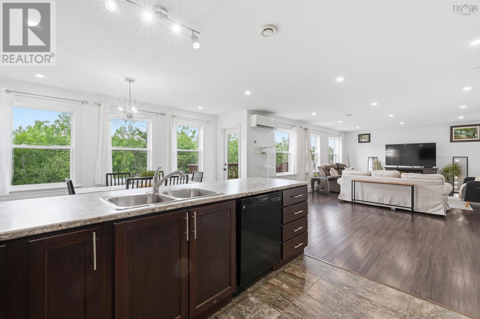 114 Alabaster Way - 8