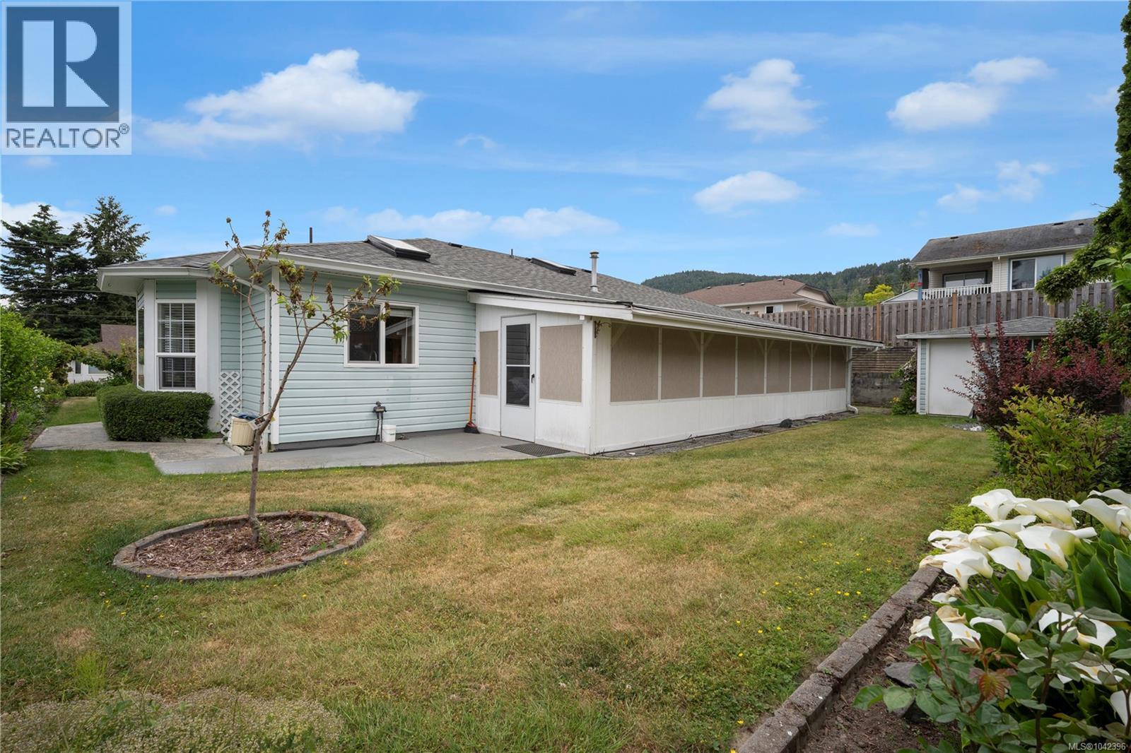 8008 Glenhurst Dr N - 34